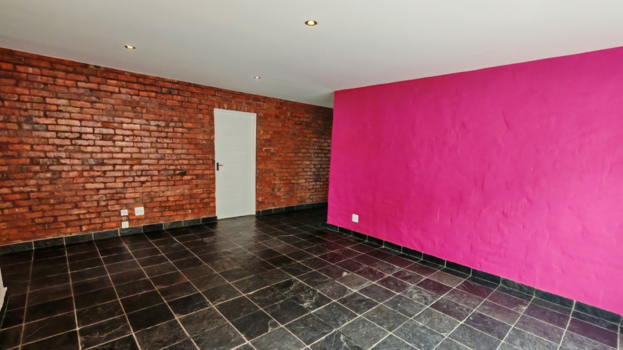 3 Bedroom Property for Sale in Reebok Western Cape